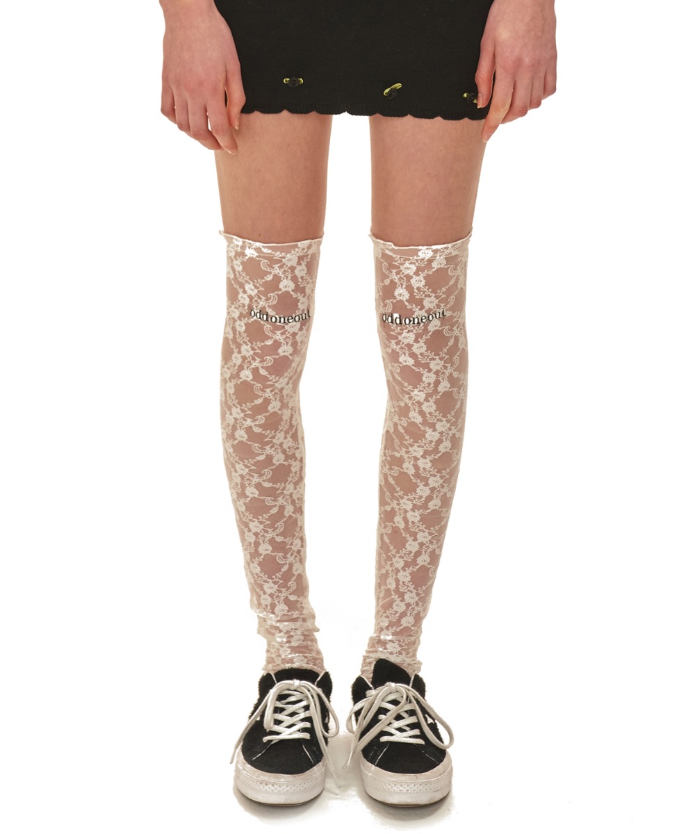oddoneout lace knee socks_WH